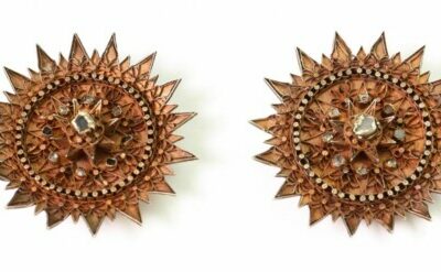 001392 Sumatra, Minangkabau or Aceh, pair of ear ornaments