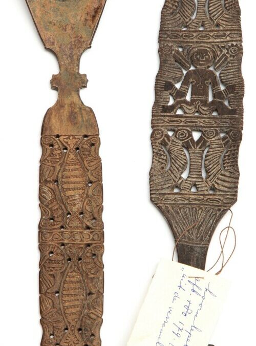 001408 Nusa Tenggara, Timor, Atoni, two spoons