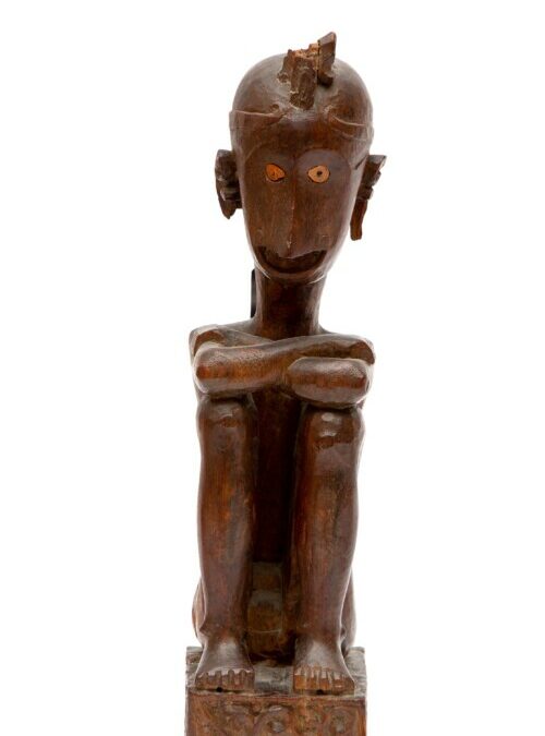001414 Moluccas, Leti, ancestor figure