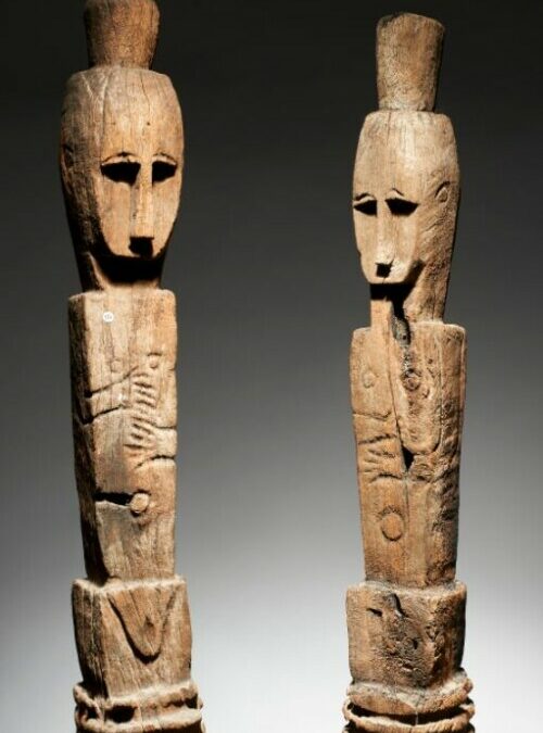 001422 Nusa tenggara, Flores, Nage or Keo pair of anthropomorphic figures