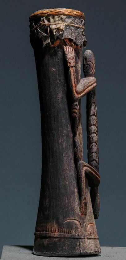 001435 papua, Asmat drum