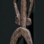 001441 Papua. Asmat, ancestor figure