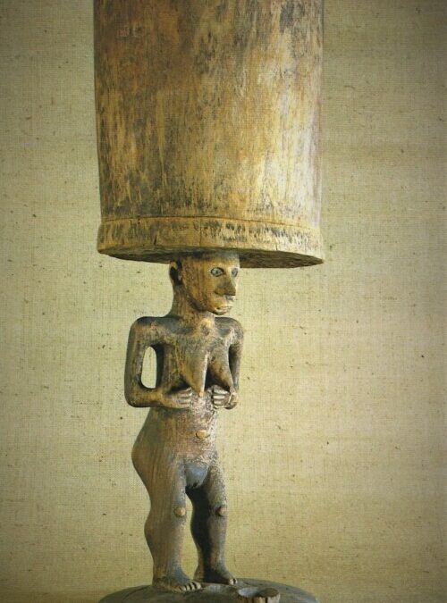 001468 Moluccas, Tanimbar, Yamdena, drum