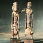 001472 Timor, Ataoro, pair of ancestor figures