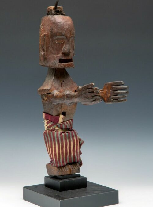 001399 Sumatra, Batak, Toba, defensive figure