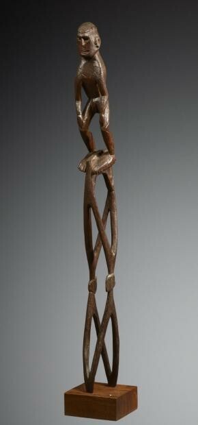 000079 Papua, Asmat, ancestor figure