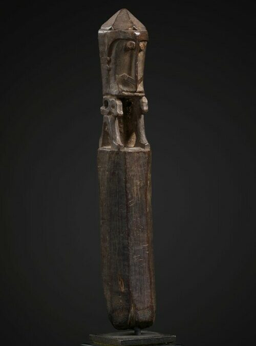 000370 Papua, Cenderawasih Bay, amulet