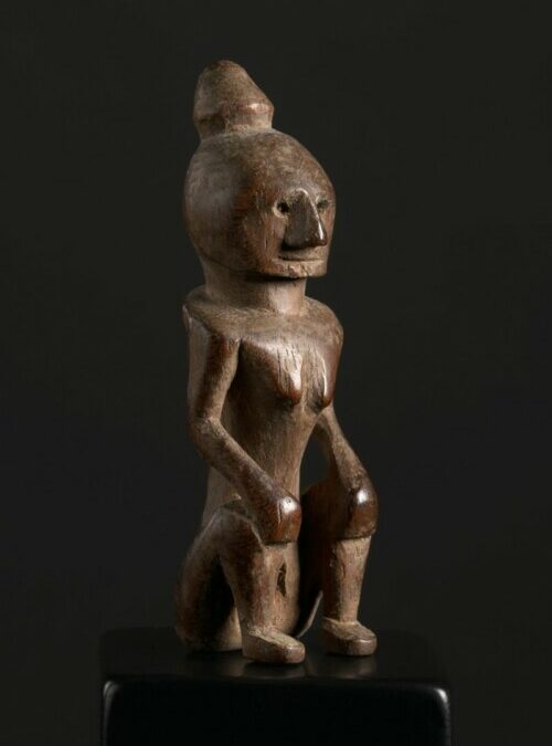 000371 Moluccas, Tanimbar, ancestor figure