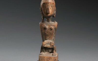 000373 Moluccas, Leti, ancestor figure