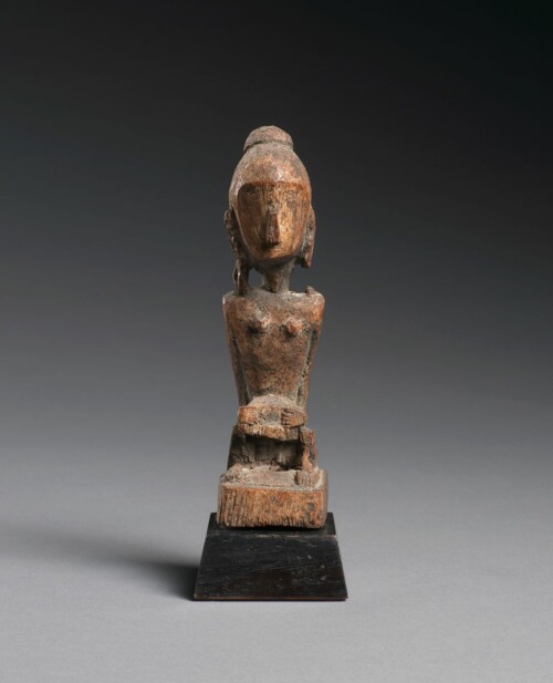 000373 Moluccas, Leti, ancestor figure