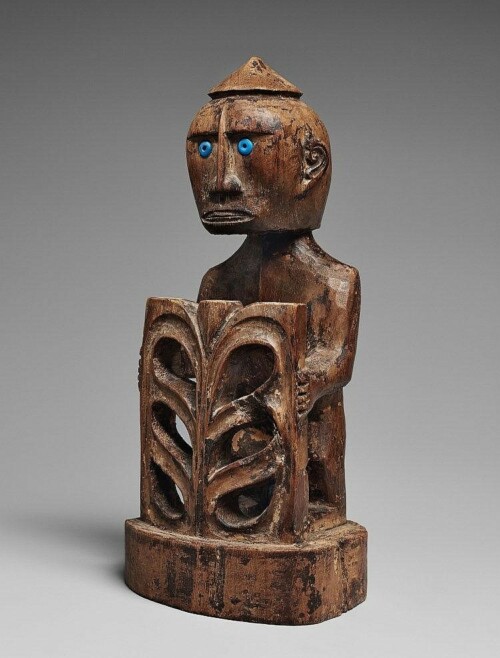 000669 Papua, Cenderawasih Bay, Doreh Bay, ancestor figure