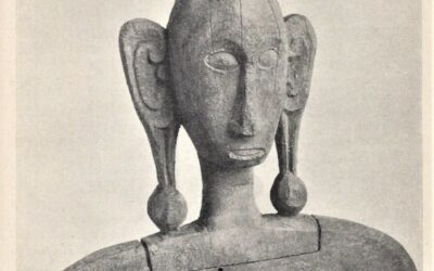 001521 Moluccas, Leti, wooden flag-head