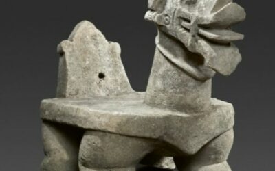 001524 Sumatra, Central Nias, stone seat