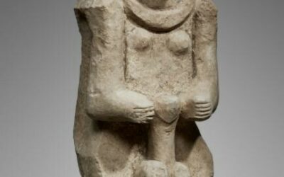 001530 Sumatra, Central Nias, stone ancestor figure