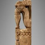 001533 Moluccas, Southeast, pole figure of the sky deity