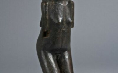 001536 Sumatra, Batak, female figure