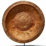 001554 Moluccas, West, gold dish