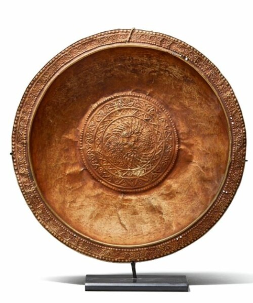 001554 Moluccas, West, gold dish