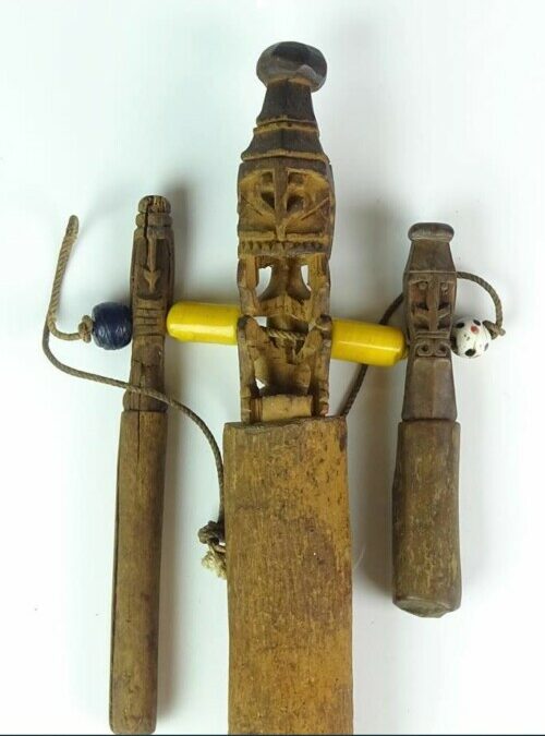 001586 Papua, Cenderawasih Bay, amulet