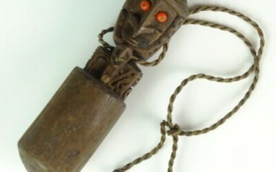 001592 Papua, Cenderawasih Bay, Waropen, amulet