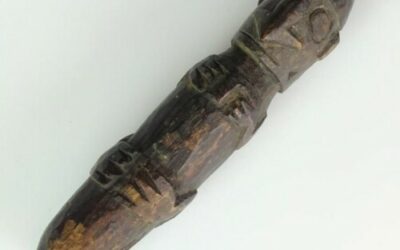 001593 Papua, North coast, Wakde-Yamna or Yos Sudarso Bay, amulet