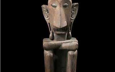 001613 Moluccas, Leti, ancestor figure