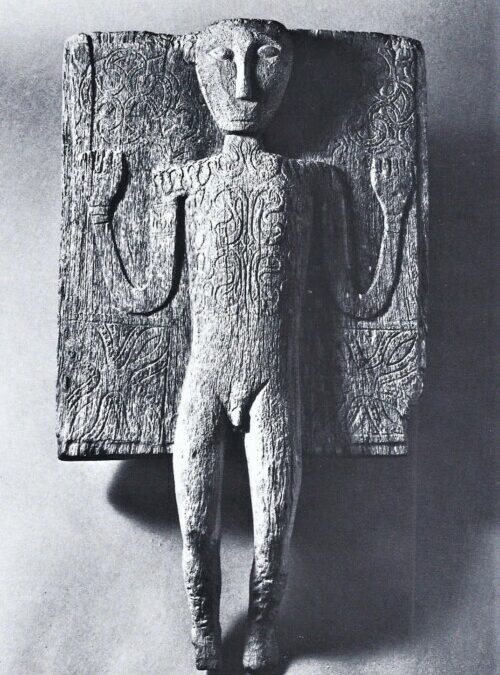 001620 Sulawesi, Toraja, tomb door