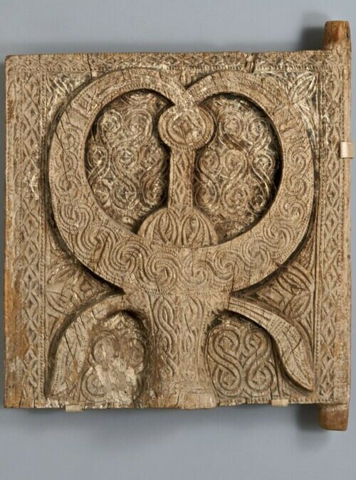 001627 Sulawesi, Toraja, granary door