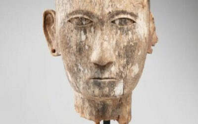 001631 Sulawesi, Toraja, head of a funeral effigy