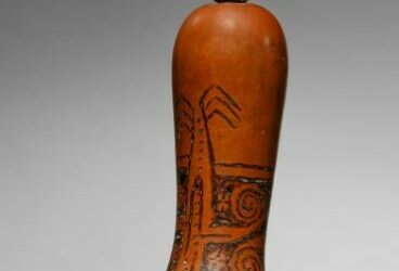 001646 Papua, Lake Sentani, lime container