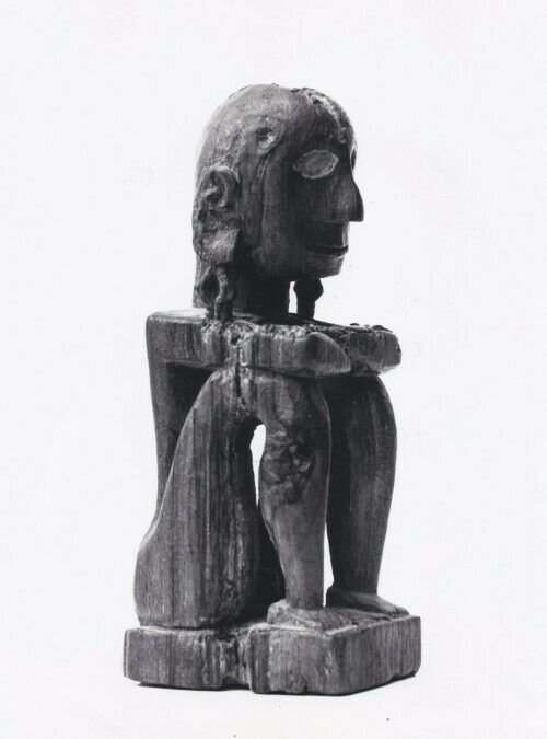 001667 Moluccas, Leti, ancestor figure