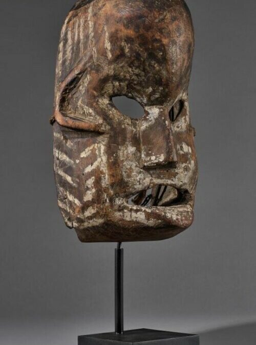 001684 Borneo, Sarawak, Iban Dayak, face mask