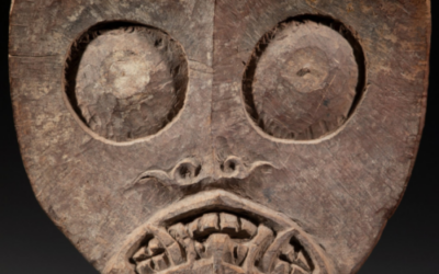 001838 Borneo, East Kalimantan, Bahau Dayak, coffin mask