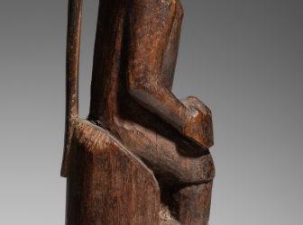 001869 Borneo, Central Kalimantan, Dayak stopper or amulet