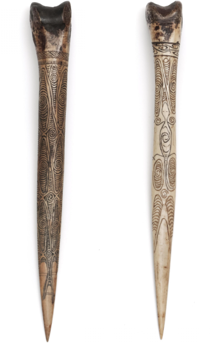 001883 Papua, Lake Sentani, two daggers
