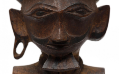 001904 Sumatra, Nias, ancestor figure