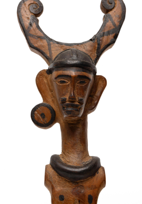 001905 Sumatra, Nias, plank figure