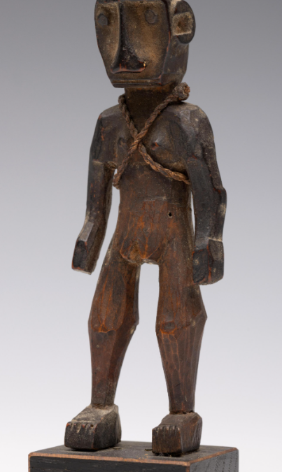 001912 Timor, Atauro, female figure