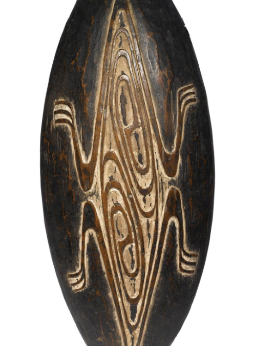 001939 Papua, Lake Sentani, tray